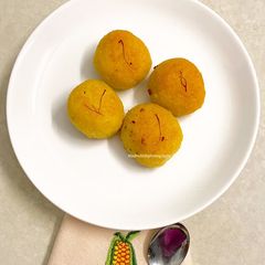 A picture of Moong Dal Burfi.