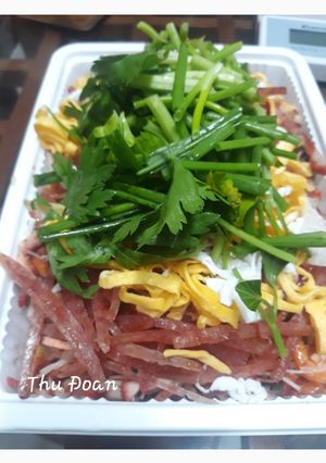 Hình của món Bún gạo ngũ sắc.