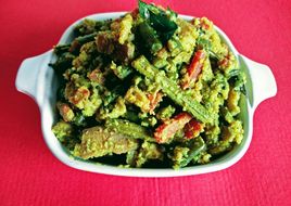 अवियल (aviyal recipe in Hindi)