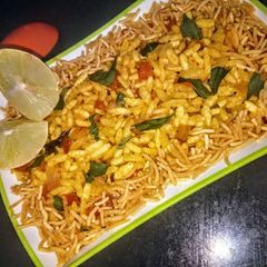 A picture of Puffed rice poha.