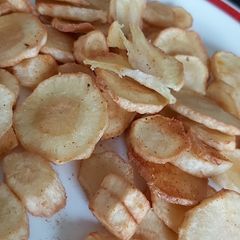 Parsnips Crisps A picture of Parsnips Crisps.