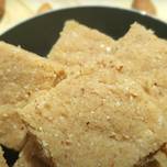 Healthy Wheat and Almond flour Sukhdi | Gujarati Sukhdi | Soft Sukhdi recipe | Gudpapri | golpapdi