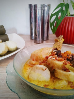 Foto resep Lontong Opor Ayam dan Sambal Goreng Ati Ampela