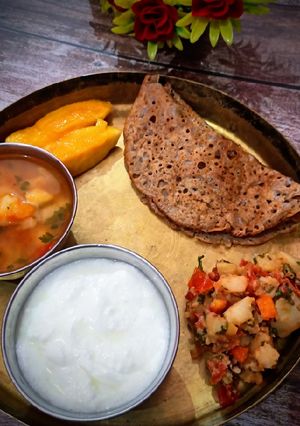 कुट्टू चीला (Kuttu cheela recipe in hindi) रेसिपी मुख्य फोटो