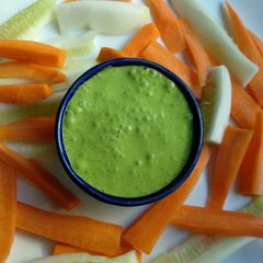 A picture of Creamy Coriander Garlic Dip.