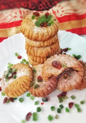 A picture of Gulkand Semolina Cookies.