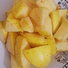 A picture of Apple lemon chaat.