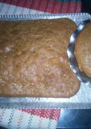 Una foto de Torta de zanahoria con frutos secos, confitada