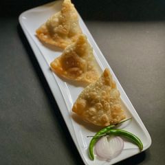 A picture of Mangsher Singhara / Mutton Qeema Singhara.