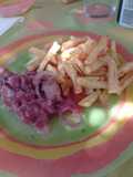 Salchichas encebolladas (con cebolla morada)