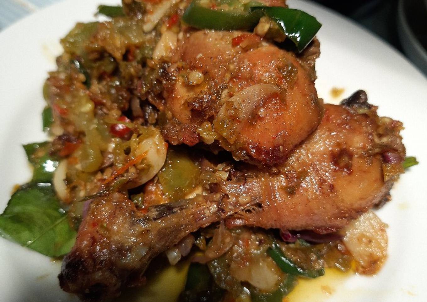 Ayam oseng cabe hijau