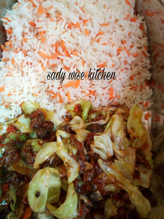 A picture of Carrot rice with vegetable soup.