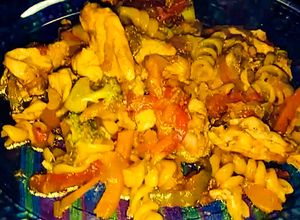 Una foto de Chop Suey de pollo