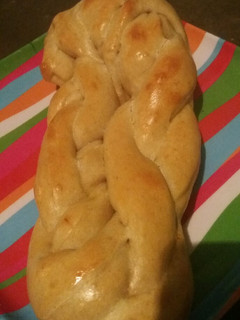 Una foto de Pan de orégano enrredado