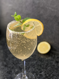 A picture of Minty lemon Mojito.