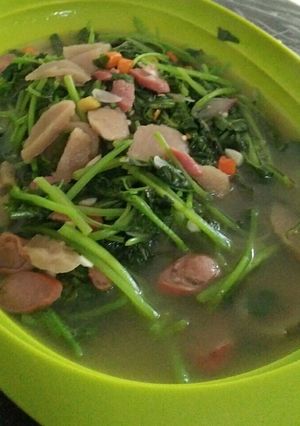 Foto resep Oseng bayam sosis bakso (simple)