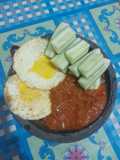 Telur ceplok sambal tomat terasi