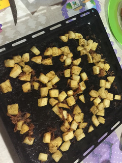 Una foto de Papas al horno picantes