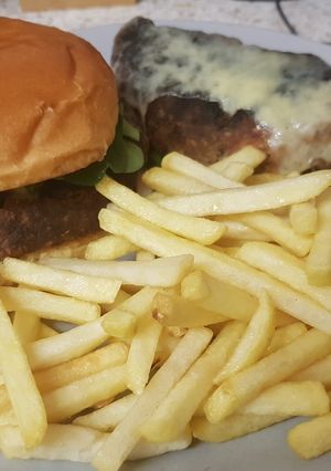 A picture of My Veggie Burger 💜.