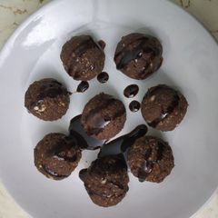 A picture of Choco Balls.