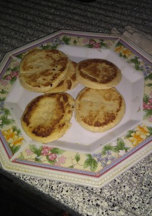 Una foto de Galletas a la sartén (similares al panqueque)