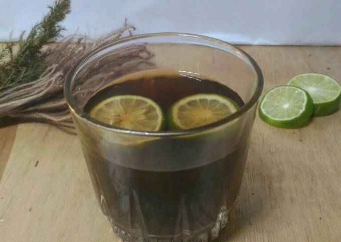 Resep Teh selasih jeruk nipis yang Enak