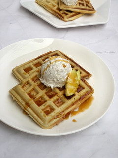 A picture of Waffles.