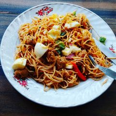 A picture of Egg chowmin with soya bari.