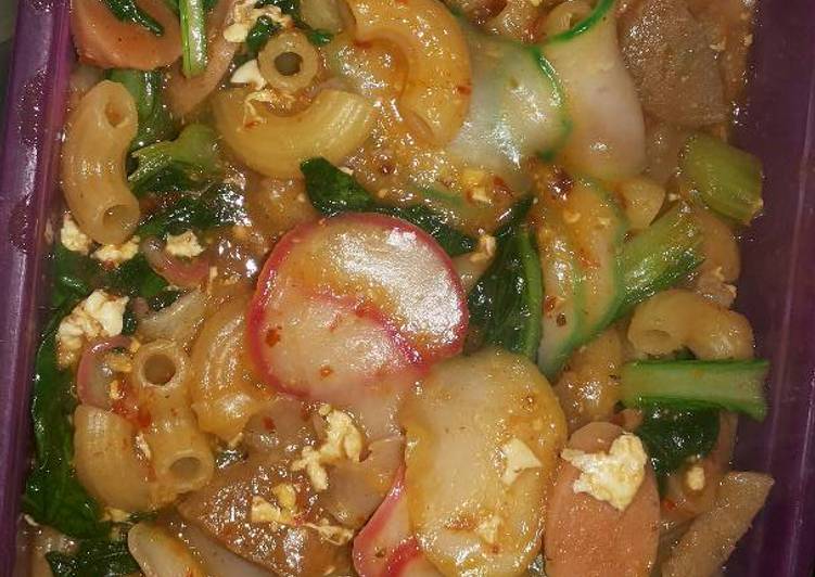 Resep Seblak kerupuk &amp; makaroni yang Lezat Sekali