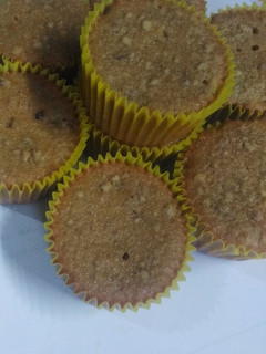 Una foto de Muffins de plátano y nuez