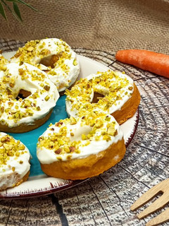 Una foto de Donuts 🍩 de zanahoria🥕