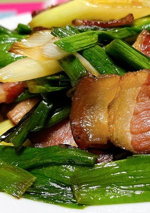 蒜苗臘肉 的食譜成品照片