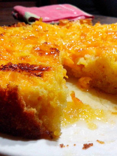 Una foto de Torta invertida de naranjas