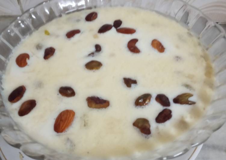 Sheer kurma loaded with dry fruits