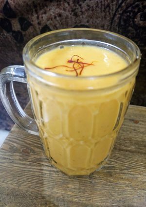 A picture of Mango Lassi.