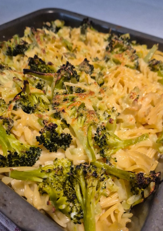 Una foto de Pasta y brócoli 🥦