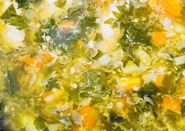 Rahasia Membuat Sup Ceker Dan Sayap Ayam Kampung Yang Renyah