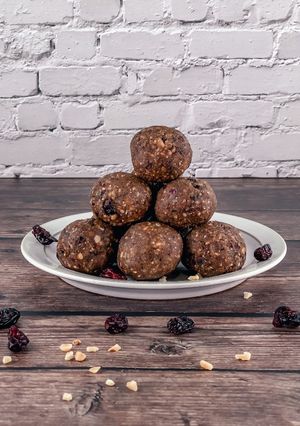 A picture of Energy Bites with Dates.