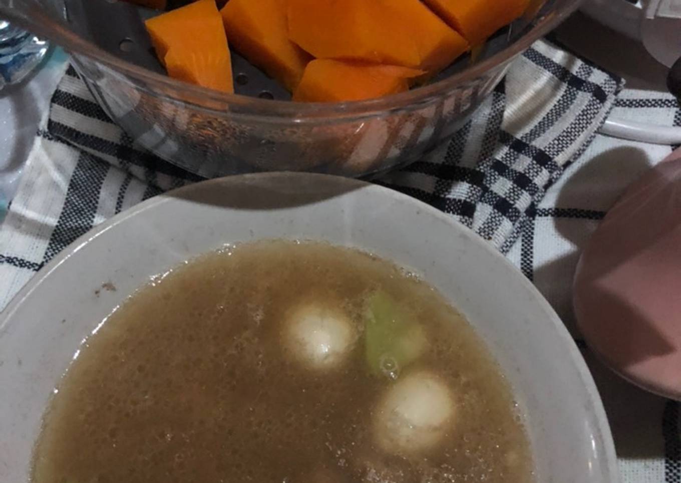 Mpasi 6+ - Soup daging babi kaboncha