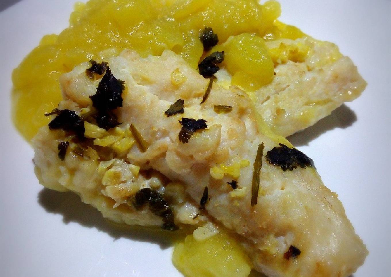 Pescadilla con Patatas al Varoma.(Thermomix)