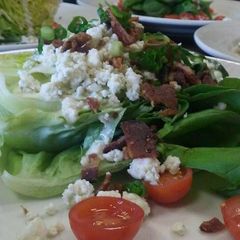 A picture of Green Salad.