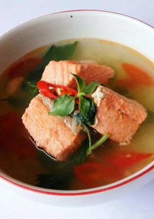 Foto resep Sup Salmon Daun Kemangi