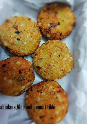 A picture of SABUDANA, ALOO AND PEANUT TIKKI.