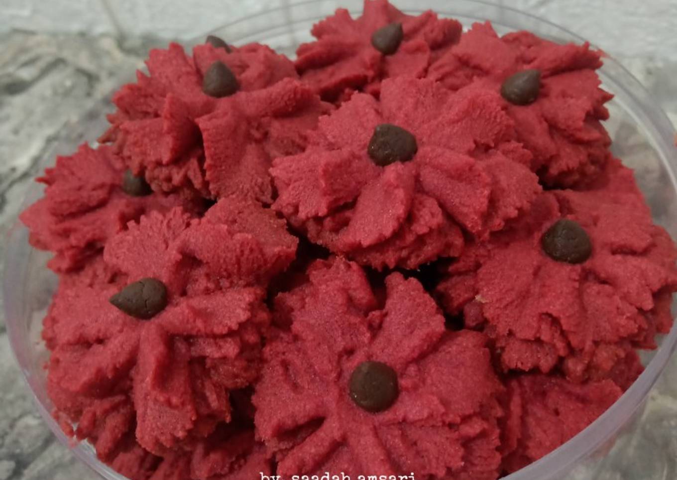 Cara Gampang Membuat Kue Semprit Red velvet Anti Gagal