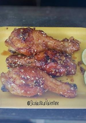 Foto resep Simple Caramelized Honey Garlic Drumstick