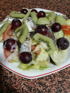 Una foto de Ensalada de Kiwi y Uva