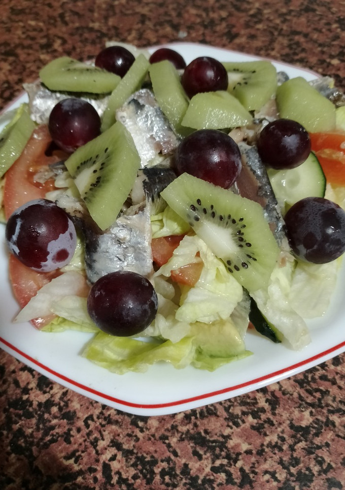 Una foto de Ensalada de Kiwi y Uva