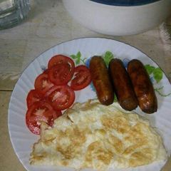 A picture of Sausage With Omelette.