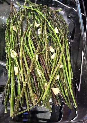 A picture of Roasted wild asparagus.