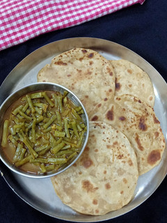 ગુવાર નું શાક (Guvar Shak Recipe In Gujarati) રેસીપી મુખ્ય ફોટો